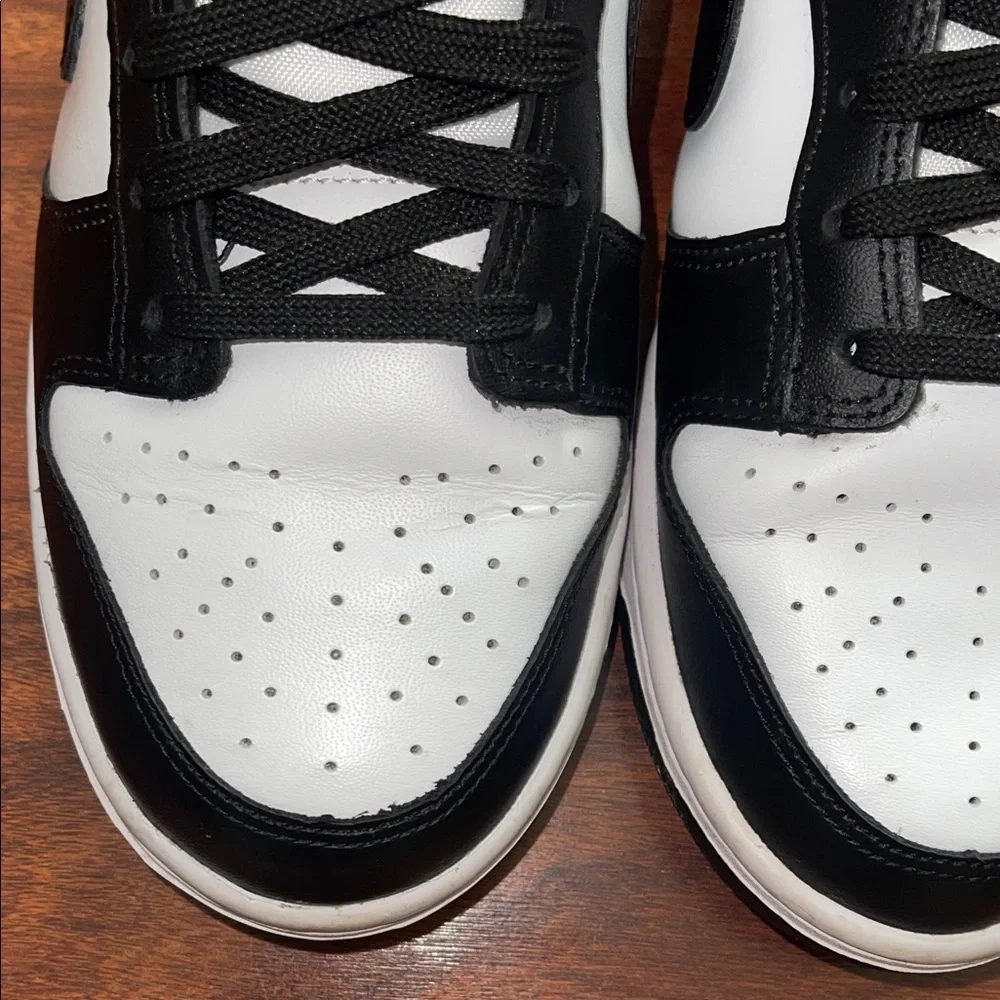 Womens Panda Low Sneakers